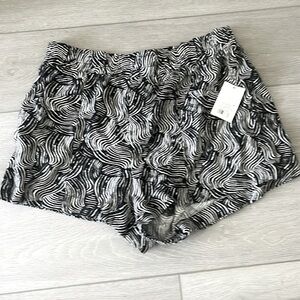 Women’s Linen Pull-On Shorts